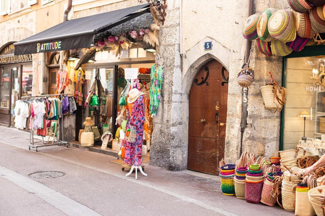 Le Philosophe - Flat In The Heart Of Annecy'S Old Town Lejlighed Eksteriør billede